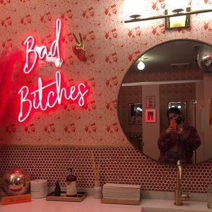 Meet your Posher, Renee